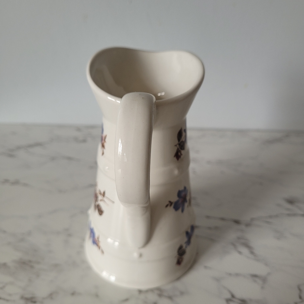 Pitcher Handcrafted in England - Picture 5 of 10